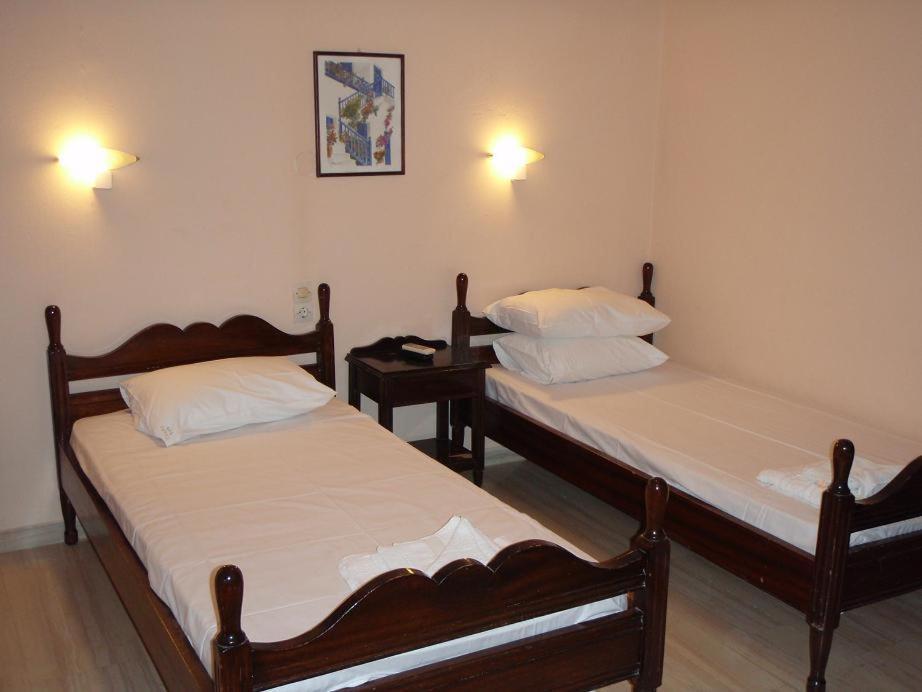 Makris Apartments Róda Eksteriør bilde