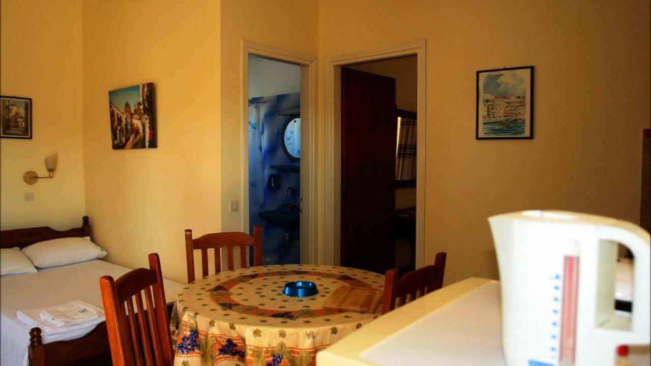 Makris Apartments Róda Eksteriør bilde