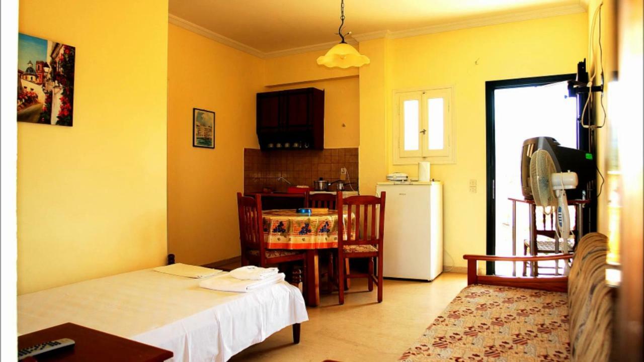 Makris Apartments Róda Eksteriør bilde
